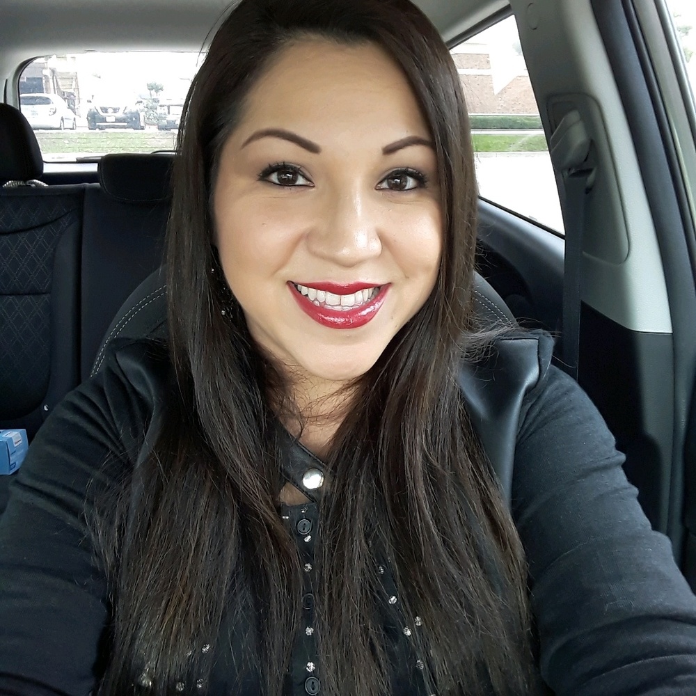 Meet your Posher, Christina